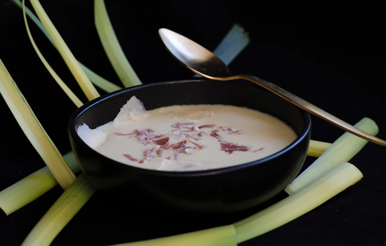Crema Fría de Manzanas y Puerros