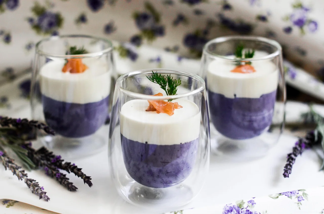 Cremoso de Patatas Violetas y Queso Stilton