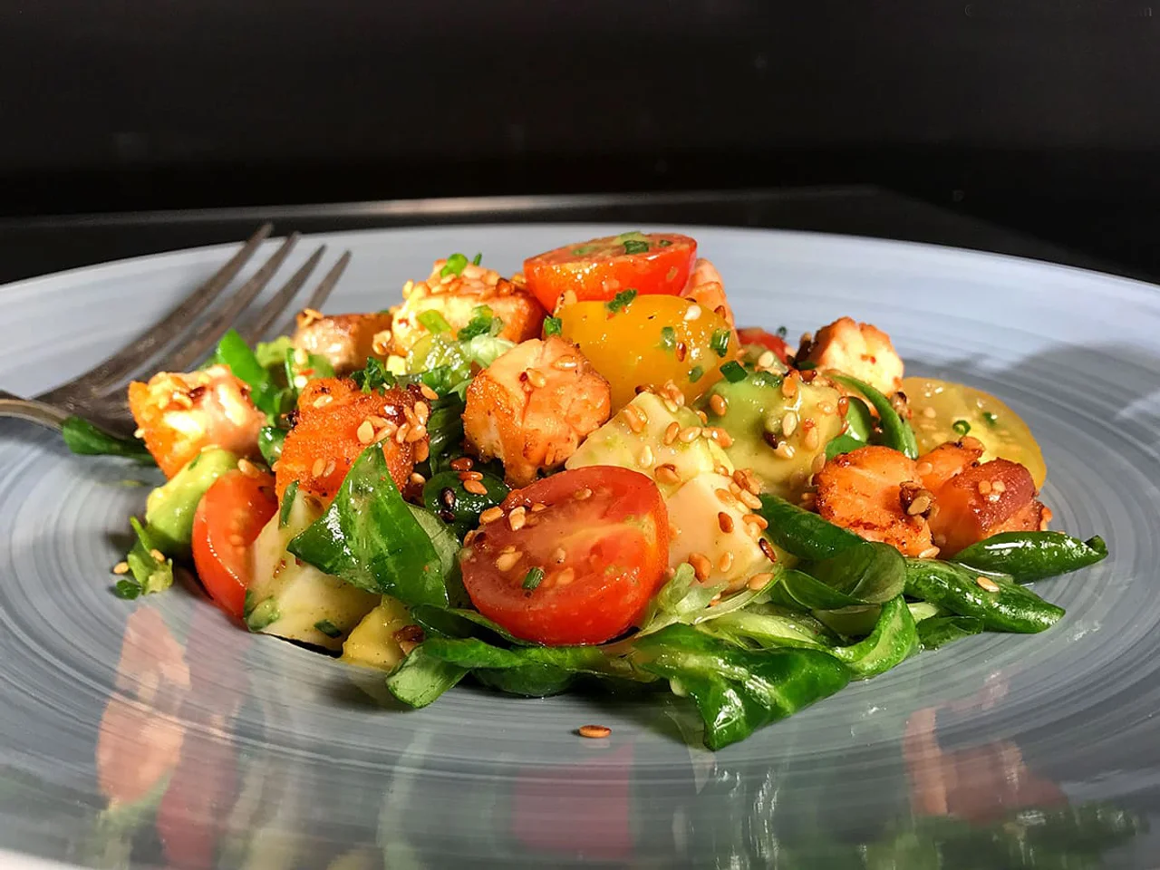Ensalada Tibia de Salmon