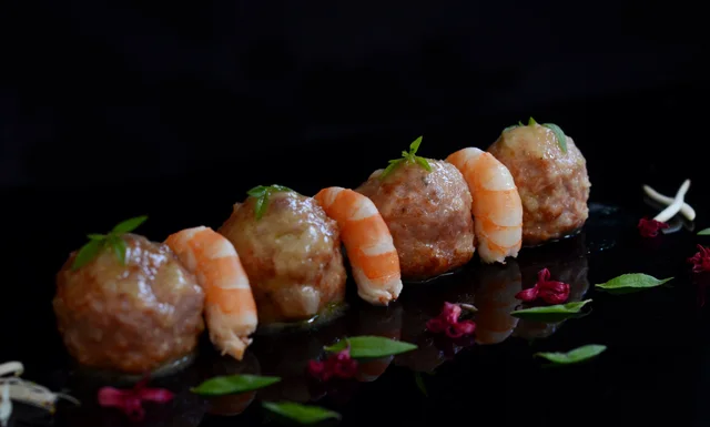 Albóndigas de Rape y Langostinos