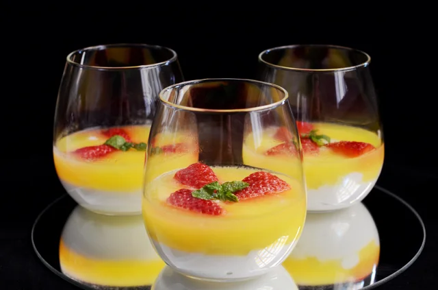 Copa de Requesón, Fresas y Naranja