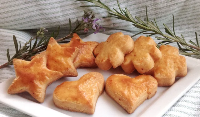 Delicias de Queso y Romero