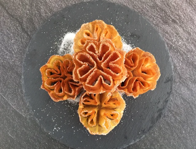 Flores Fritas de Pascua