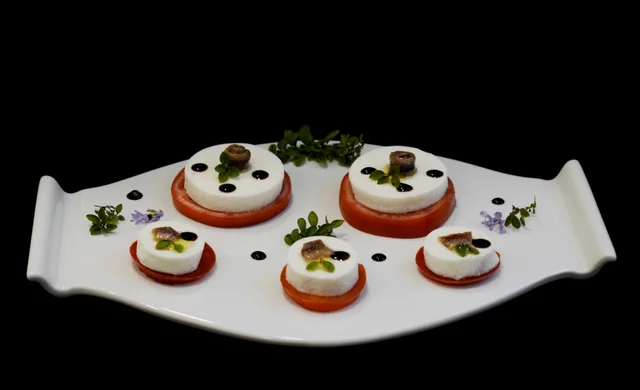 Medallones de Tomate y Queso