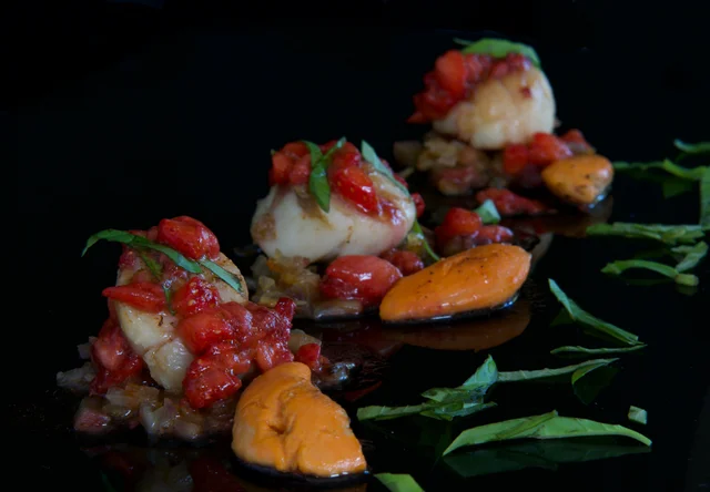 Salpicón de Vieiras y Fresas