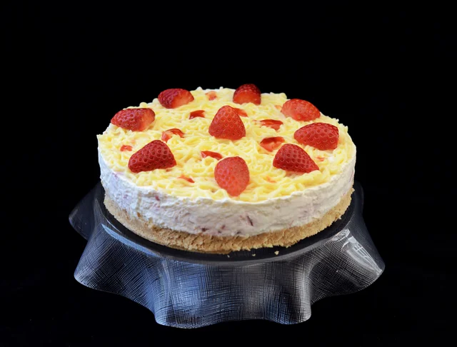 Tarta de Crema y Fresas