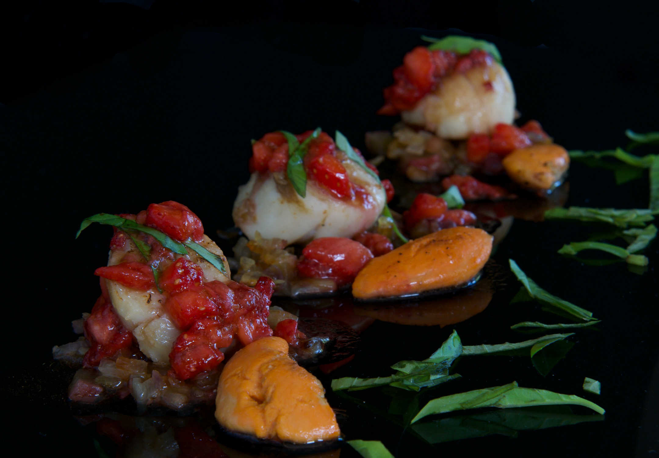 Salpicón de Vieiras y Fresas
